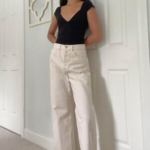 $298 Veronica Beard EUC Taylor Wide Leg Ecru Cream Denim Jeans Size 29